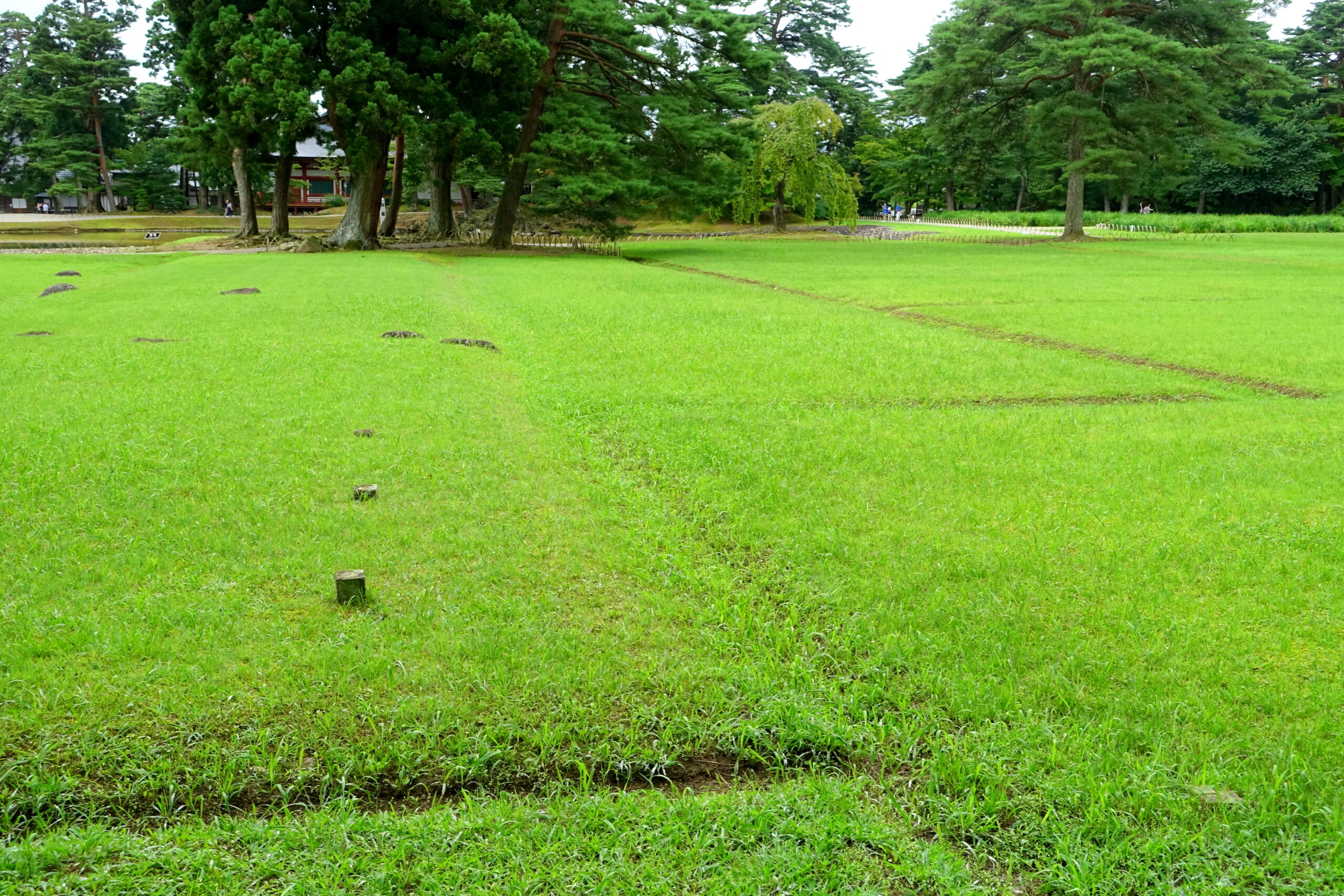 Motsuji garden foundations