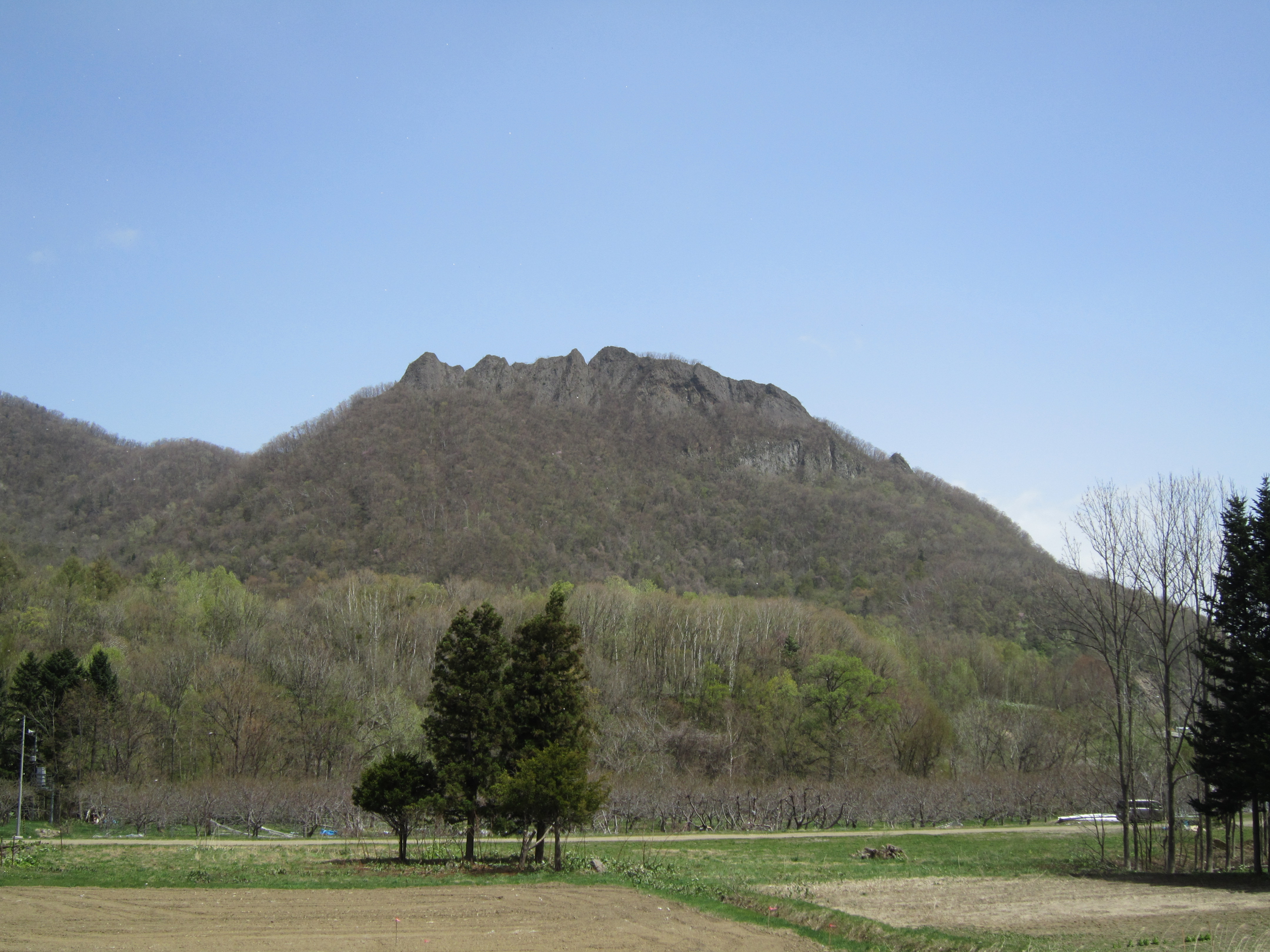 Mount Hakkenzan (Mount Kannon-iwa)