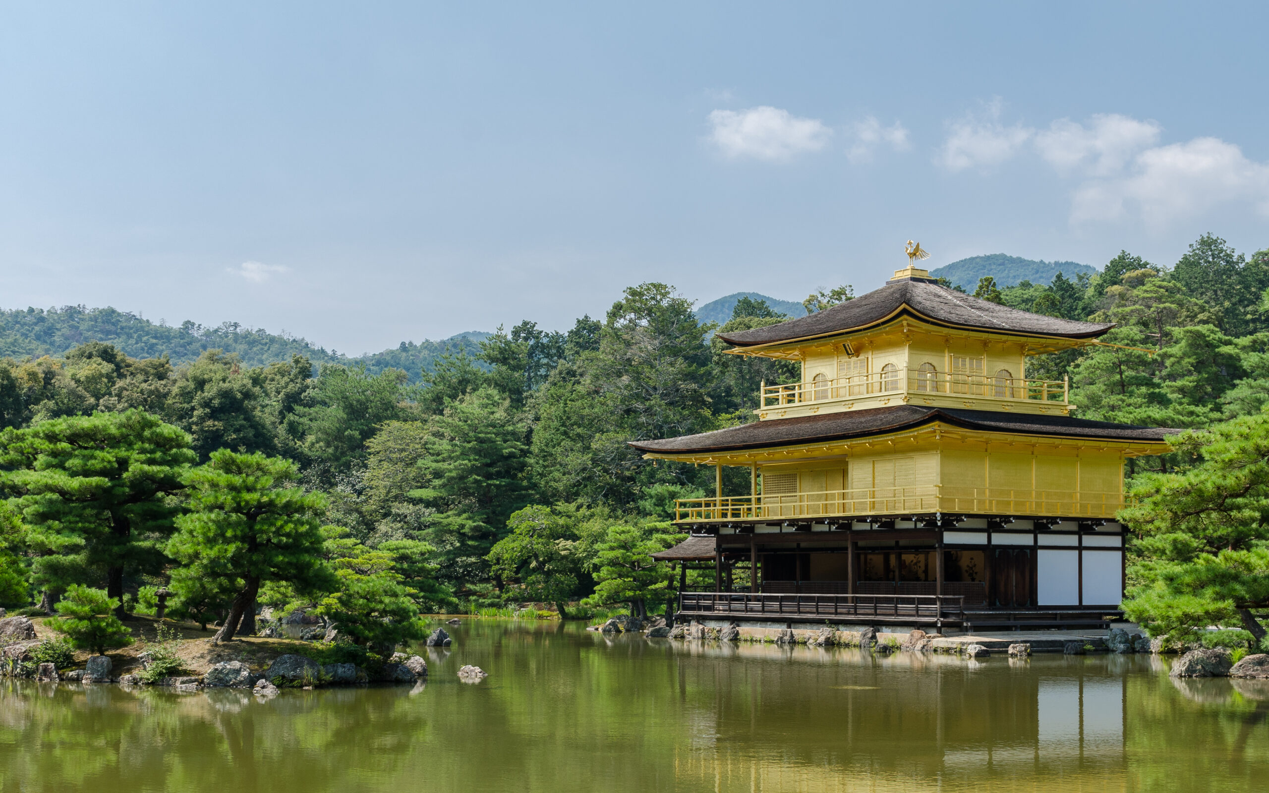 金閣（舎利殿）の正面アップ